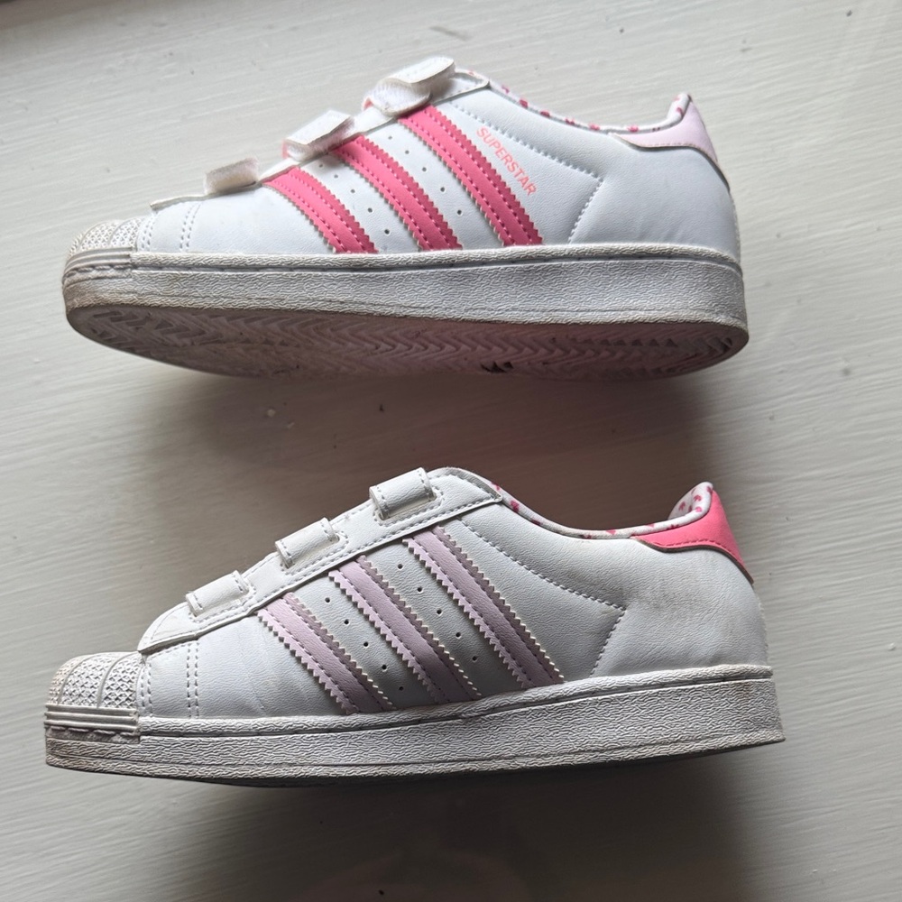 Size 2 GUC RARE Adidas heart Velcro Sneakers - Superstar Style